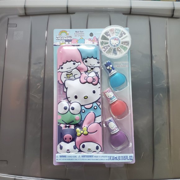 NEW Hello Kitty & Friends Nail‎ Ensemble Kit. - Picture 1 of 5